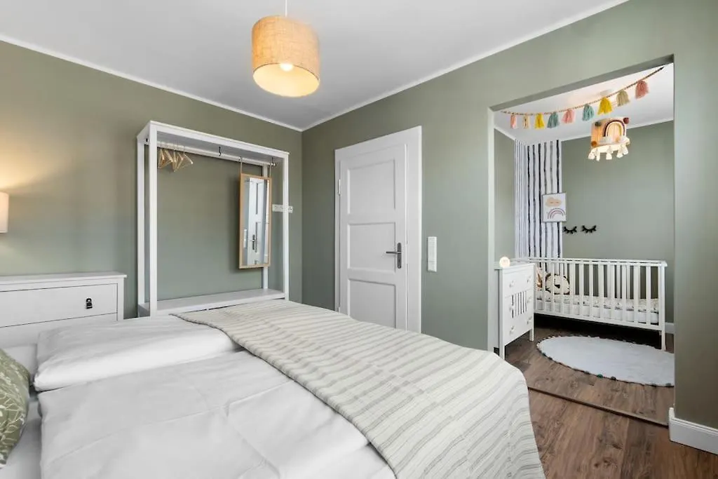 Jooyful Stays Townhouse Kevelaer 0*,