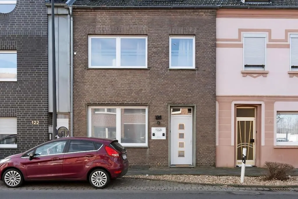 Holiday home Jooyful Stays Townhouse Kevelaer